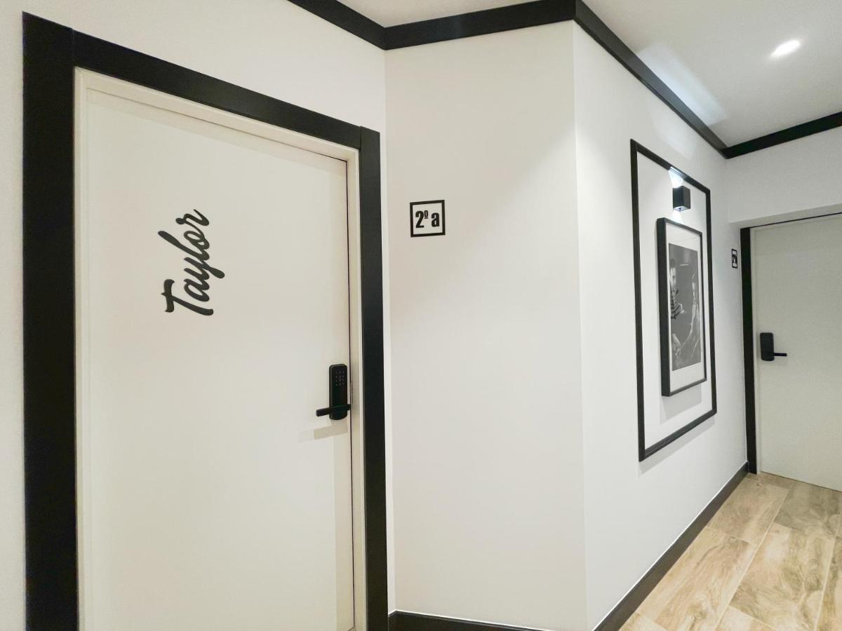Apartamentos Mk77 Leon - Lancia Εξωτερικό φωτογραφία